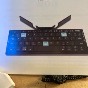 Foldable Keyboard Wireless Bluetooth Folding Keyboard. New! Set of 2